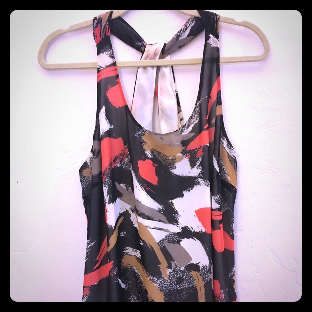 Sleeveless blouse